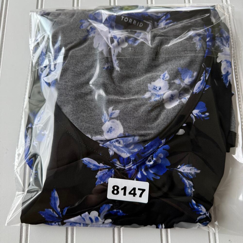 Torrid blue Black peplum stretch knit fit& flare black blue blouse size 3X - Picture 8 of 8